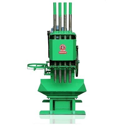 4 Hammer Red Chilli Pounding Machine